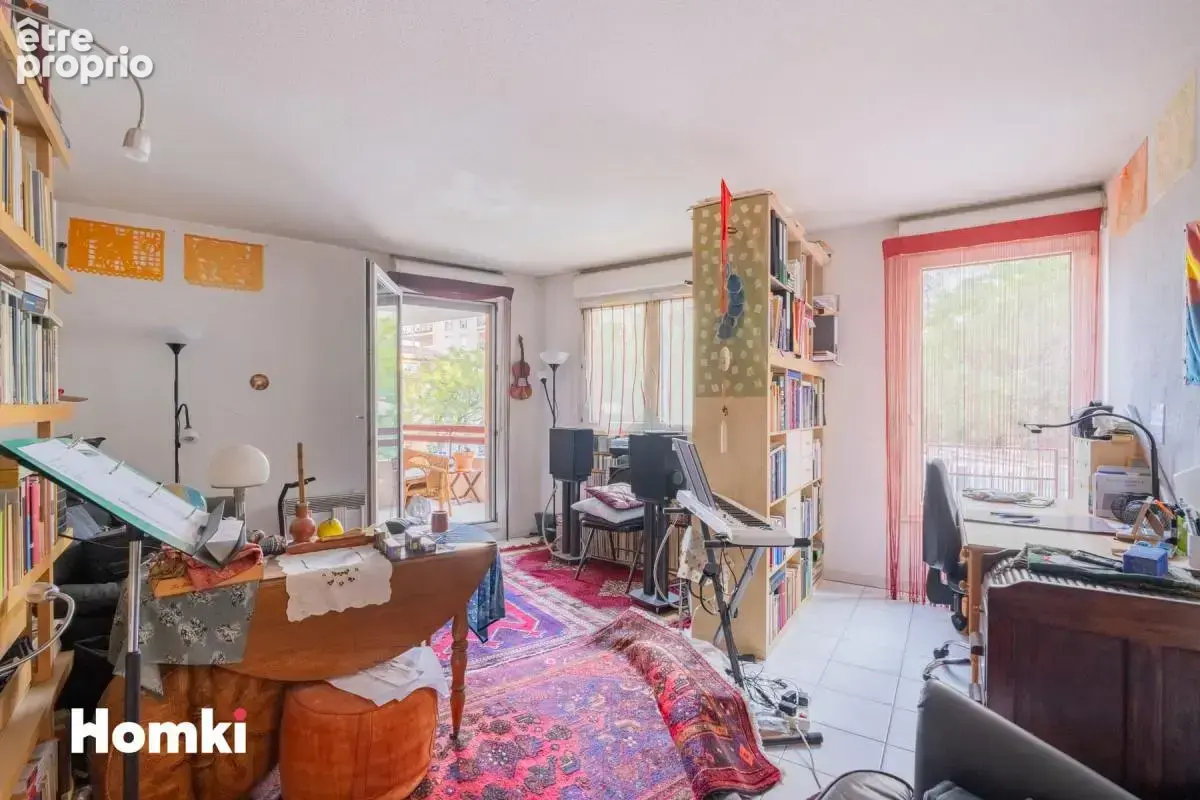 Appartement T2 de 48 m² à Marseille 13007, Boulevard Augustin Cieussa - photo 5