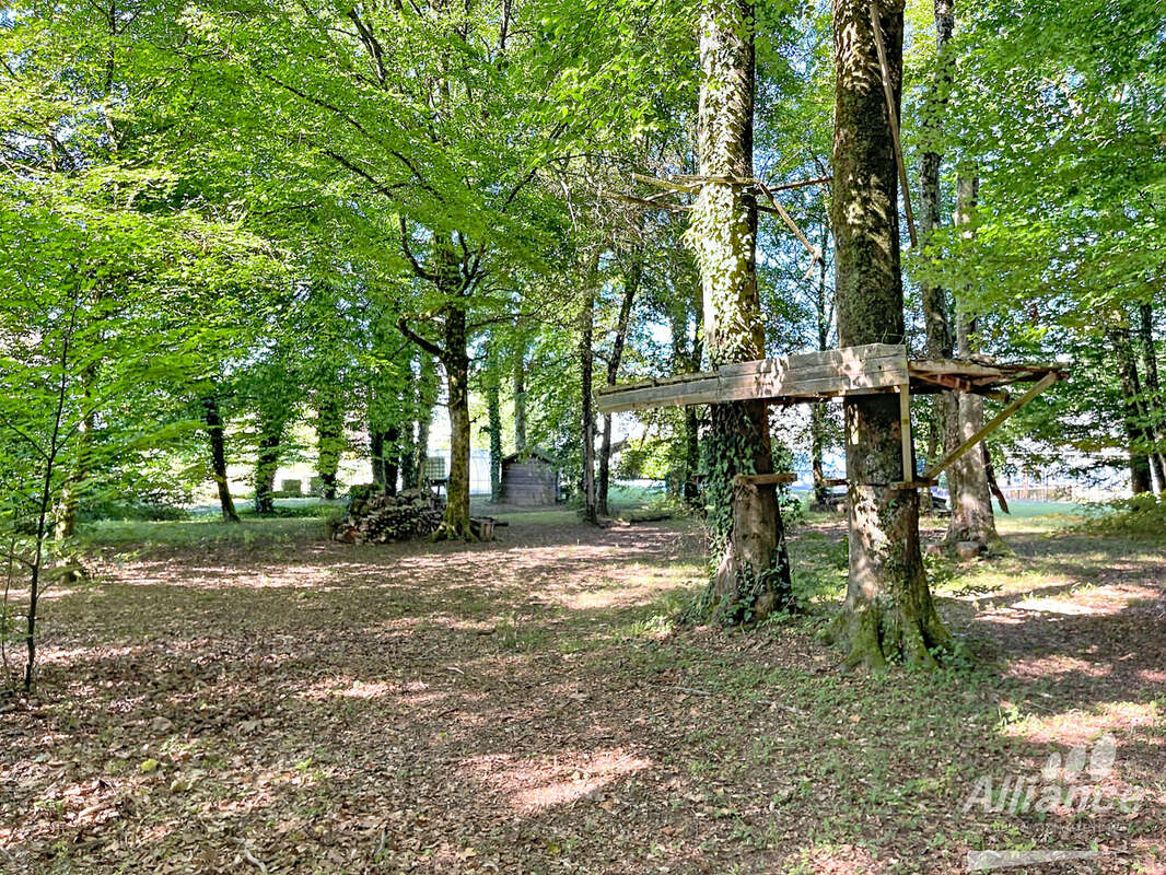 Maison de prestige de 162 m2  avec 4 chambres en lisière de forêt   Cadre atypique - photo 19