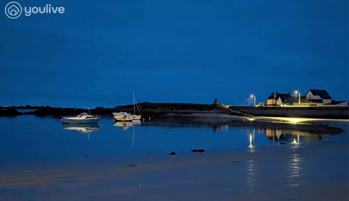 Terrain à PLOUGUERNEAU