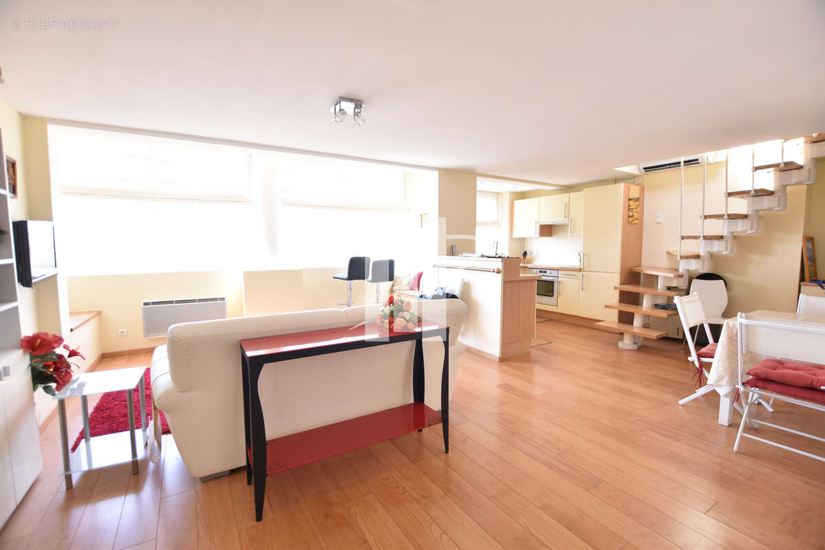 Appartement à SAINT-RAPHAEL