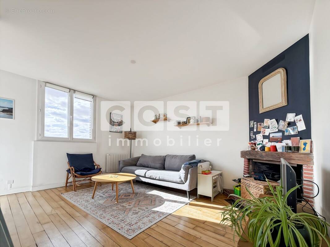 Appartement à COLOMBES