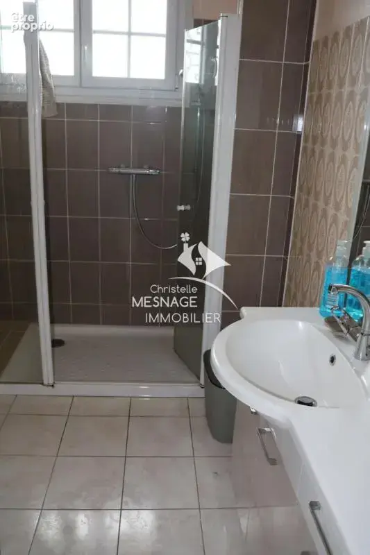 À vendre à l'agence Christelle Mesnage Immobilier, A 5 min d - photo 26