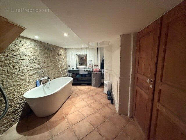 Appartement 64 m² à Lille  - photo 7