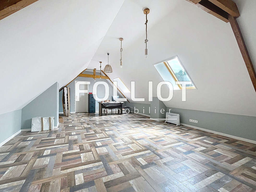 Maison à BRICQUEVILLE-SUR-MER