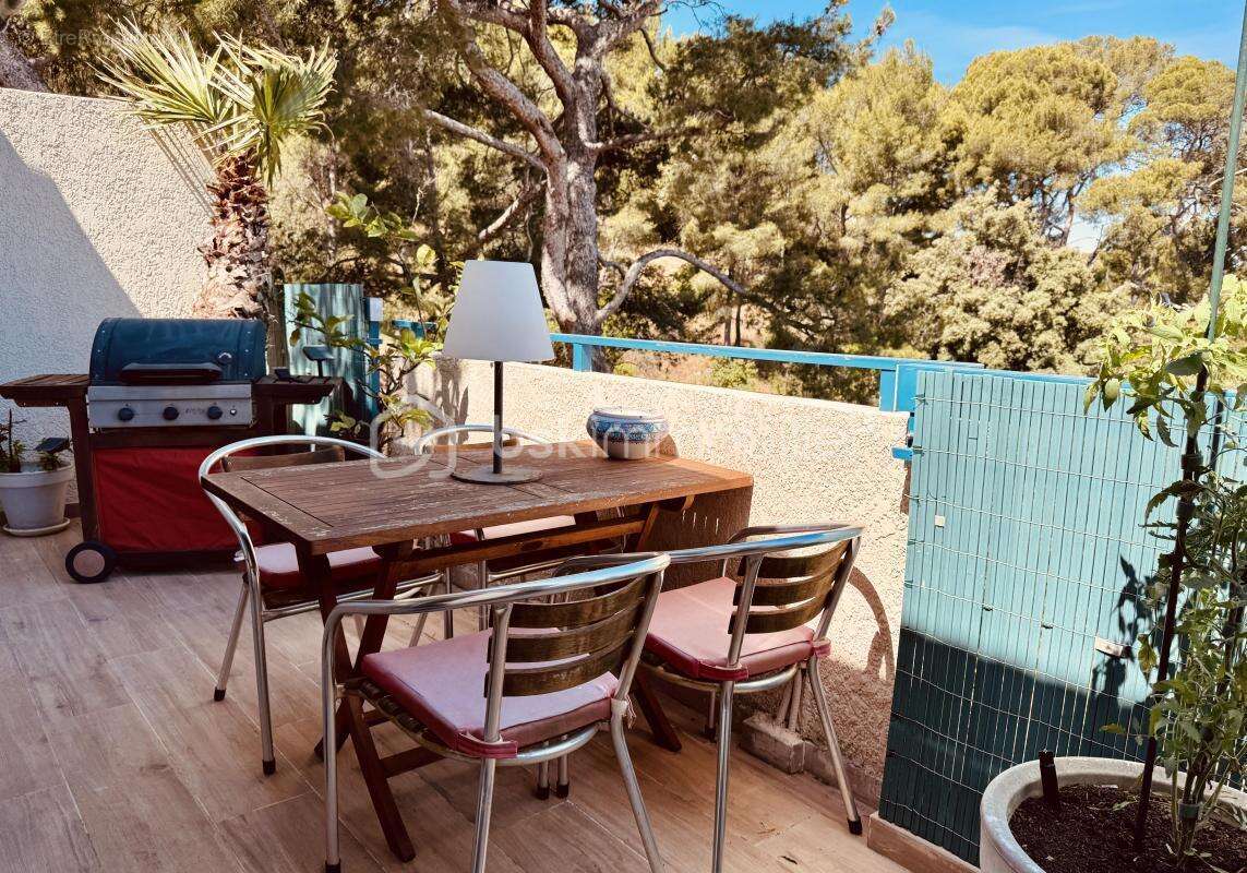 Appartement à MARSEILLE-8E