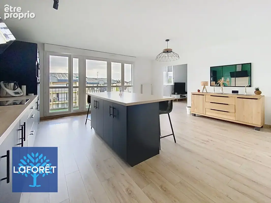 Photo Appartement à Fougeres au prix de 154 000€