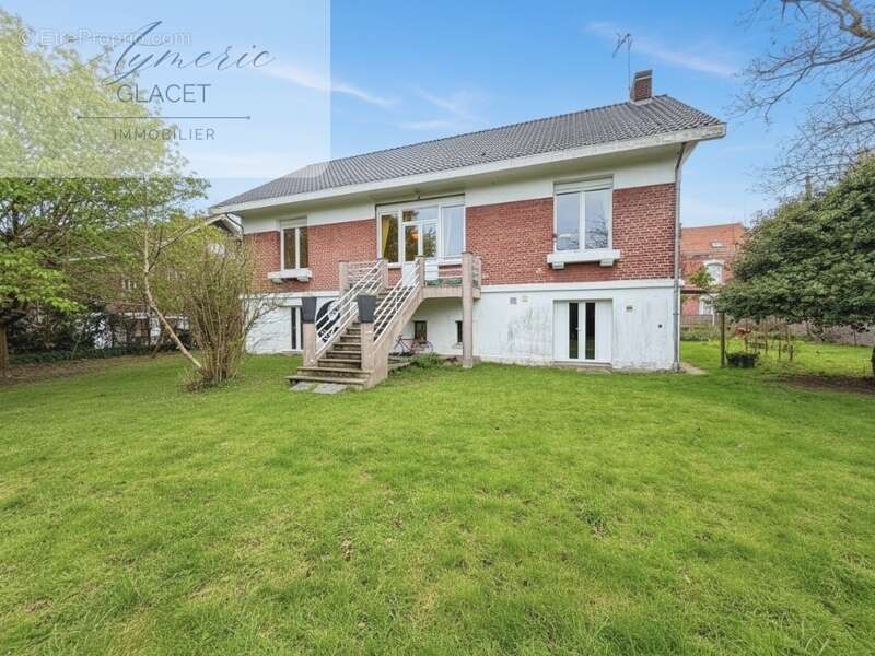  maison individuelle de caractère – grand terrain arboré – volumes généreux - photo 2
