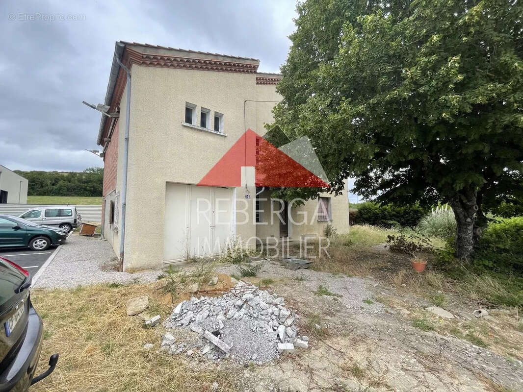 Maison à LABRUGUIERE