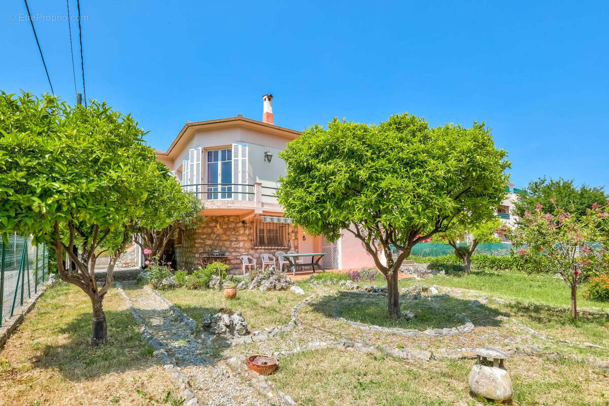 Maison à CAGNES-SUR-MER