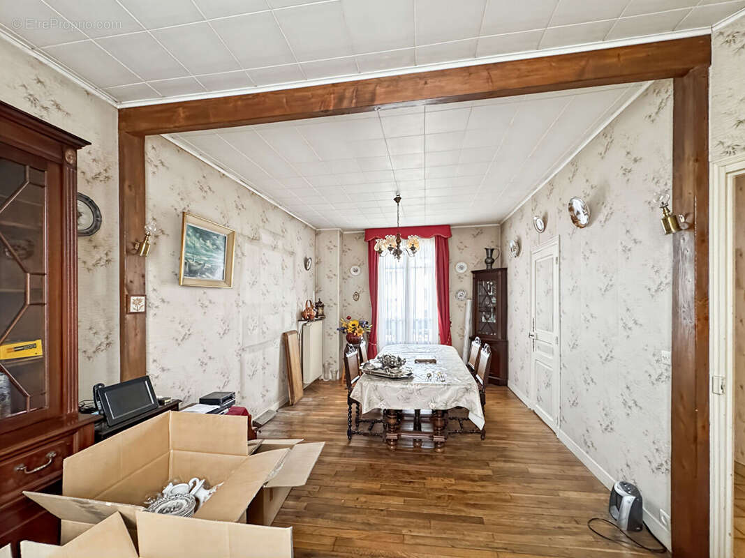 Maison à MONTREUIL