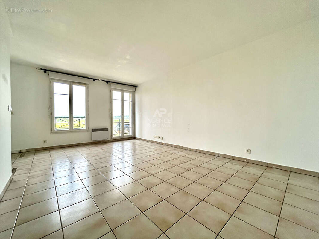 Appartement à CARRIERES-SOUS-POISSY