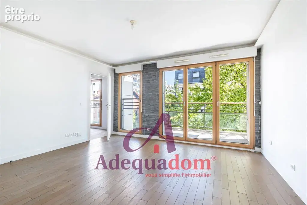 Appartement à SURESNES
