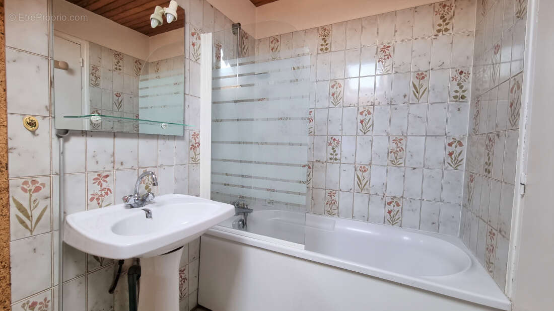Appartement à MORIGNY-CHAMPIGNY