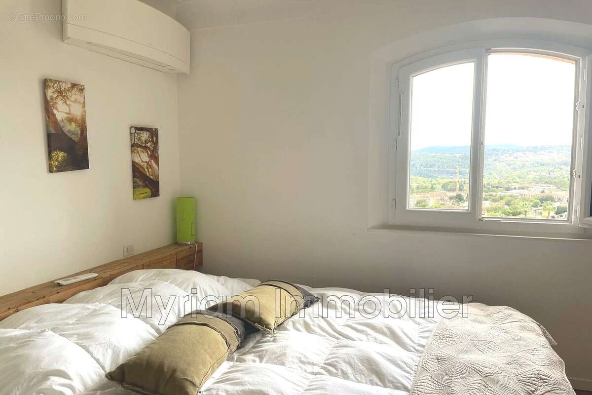 Maison à PEYMEINADE