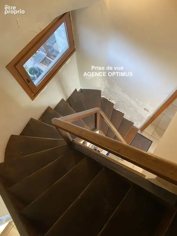 A VINNEUF, une maison de village qui n'attend que votre projet - photo 11