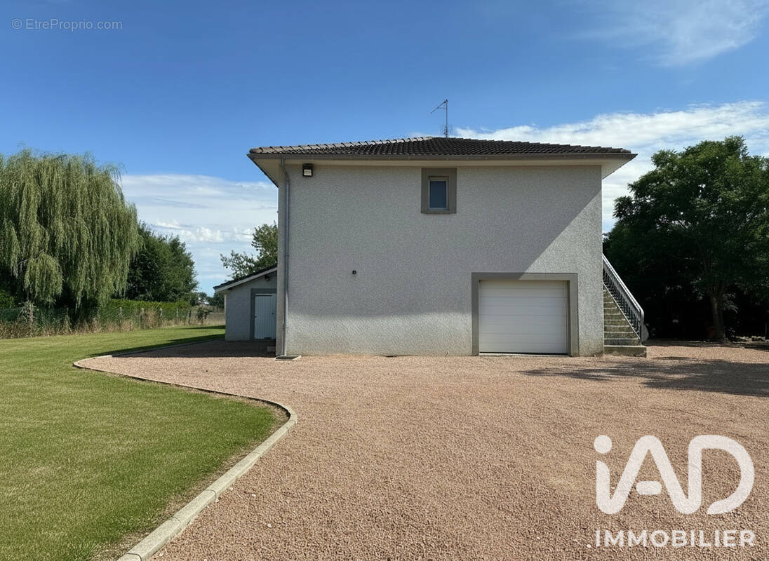 Photo 1 - Maison à SAINT-ROMAIN-LA-MOTTE