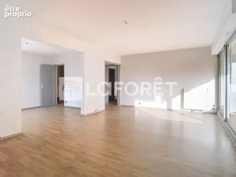 Appartement Gradignan 4 pièce(s) 99.02 m2 - photo 2