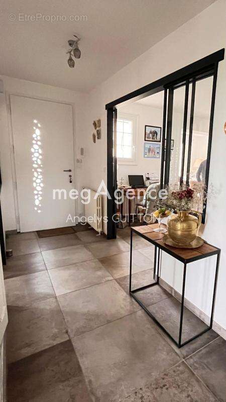 Maison à FRESNAY-SUR-SARTHE