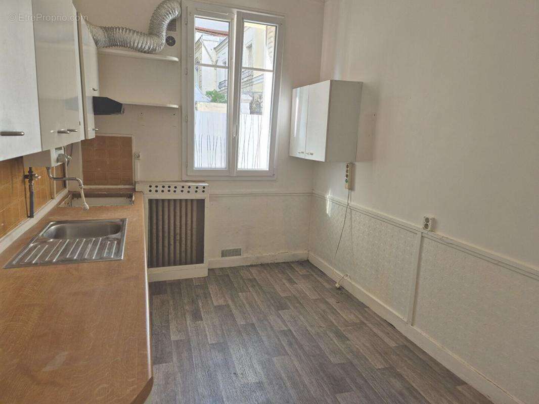 Appartement à ASNIERES-SUR-SEINE