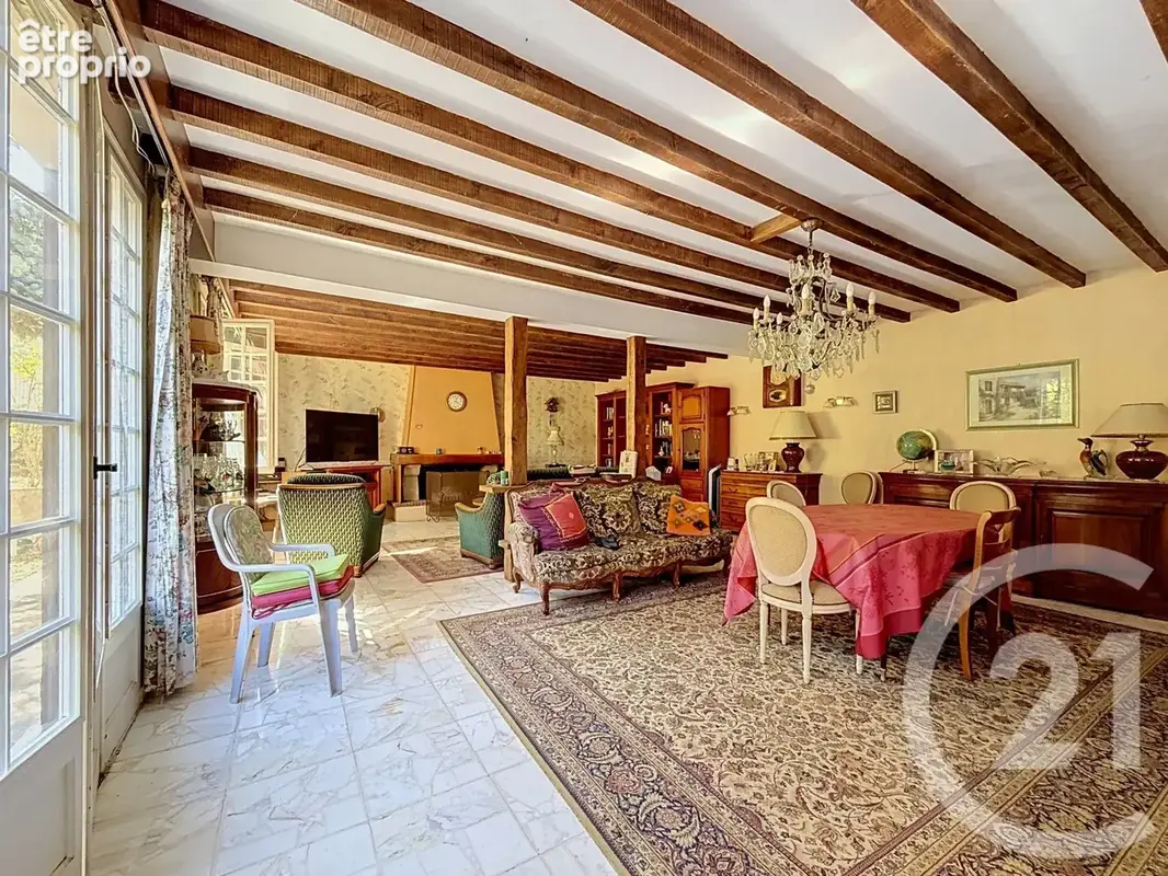Maison 4 pièces 225 m² à vendre à Plessis-Saint-Jean (89140) - photo 3