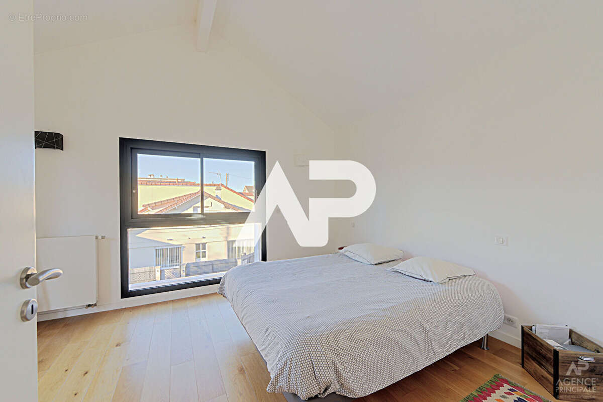 Maison à RUEIL-MALMAISON