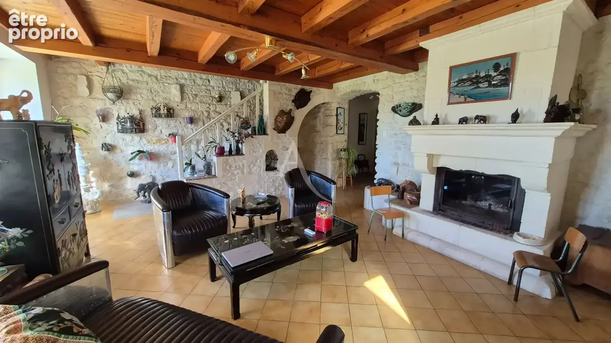 Maison  7 pièce(s) 189 m2 - Chermignac - photo 7
