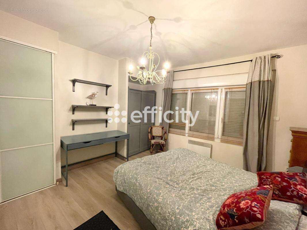 Maison à FACHES-THUMESNIL