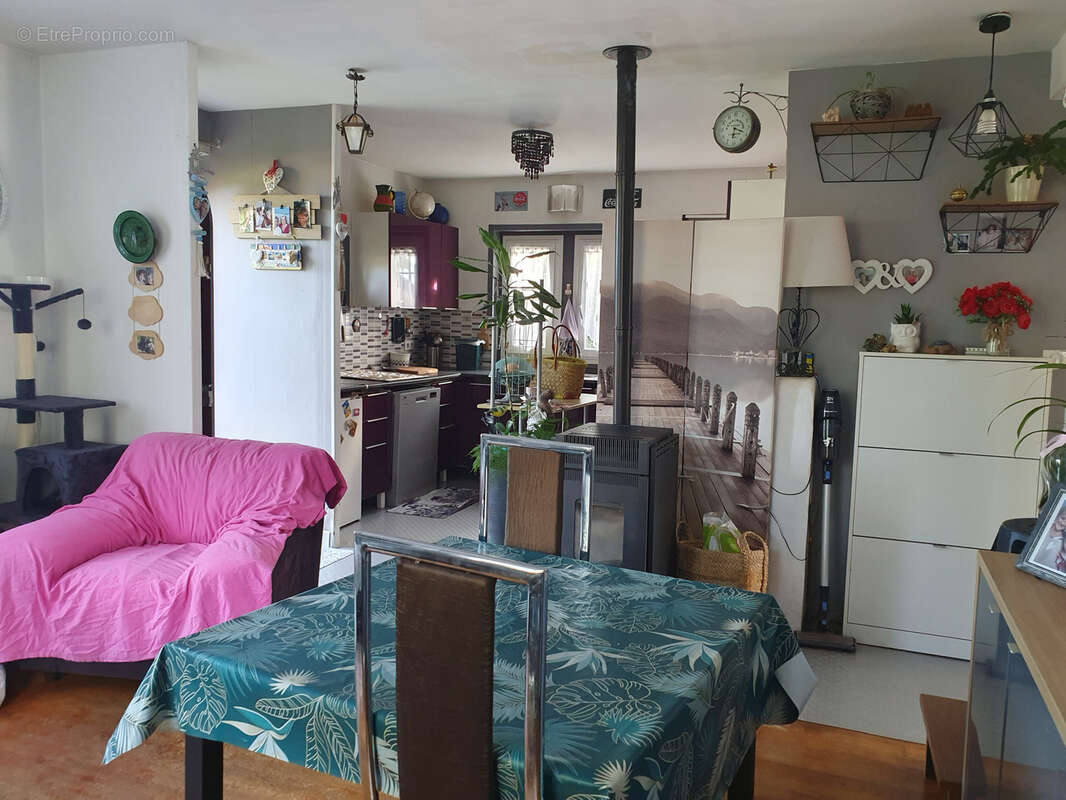 Maison à SAINT-CYPRIEN