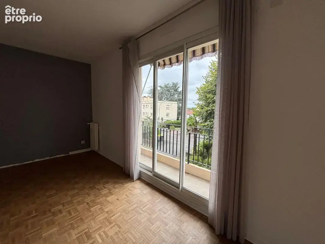 Coup de cœur assuré à Billère pour ce T3 lumineux, balcon,garage et cave - photo 12