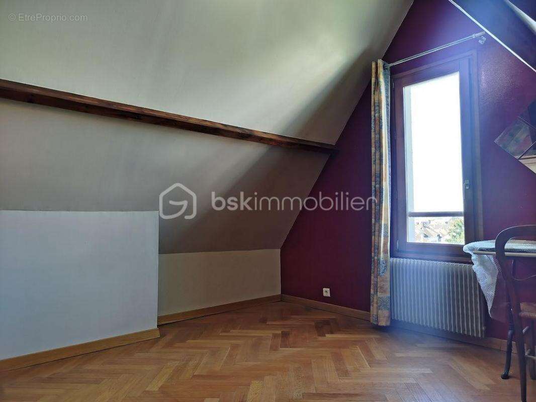 Maison à LES PAVILLONS-SOUS-BOIS