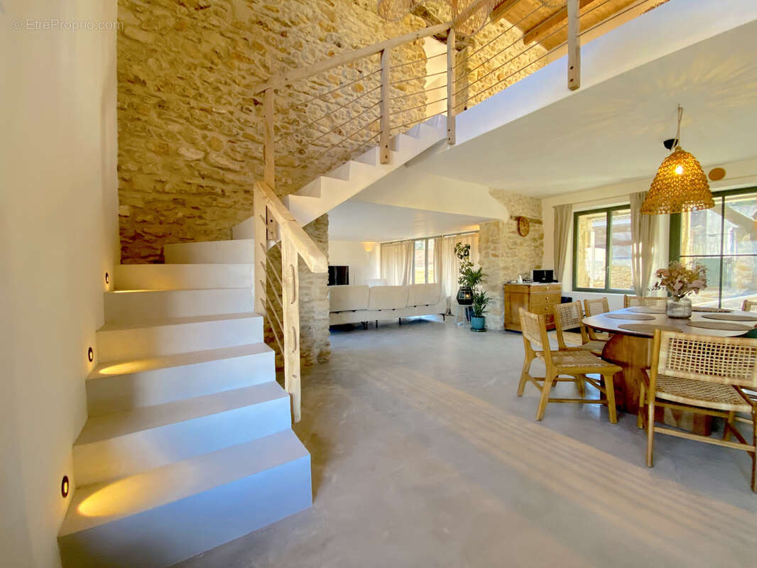 Maison à UZES