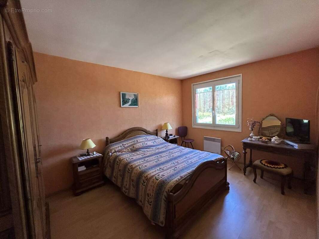 Maison individuelle à Saint-Jean-Bonnefonds - photo 6