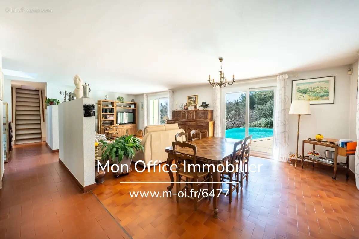Maison à BOUC-BEL-AIR