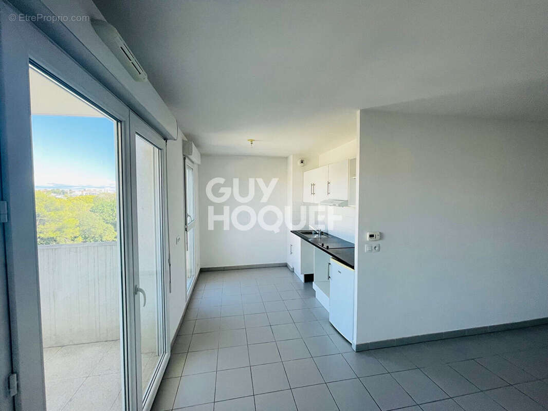 Appartement à JUVIGNAC