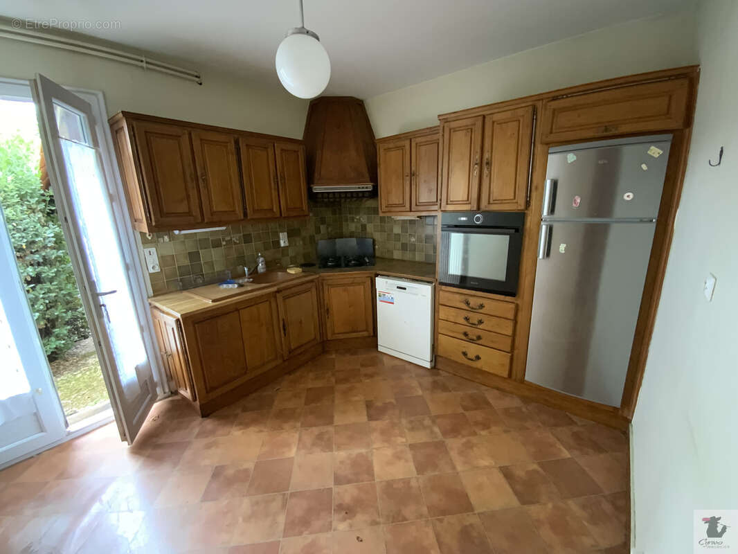 Bergerac Rive gauche - Maison à rafraîchir 94 m2 - Jardin et garage - photo 4