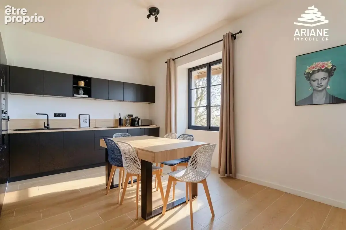 Appartement 4 pièces 107 m² à vendre à Vourles (69390) - photo 4