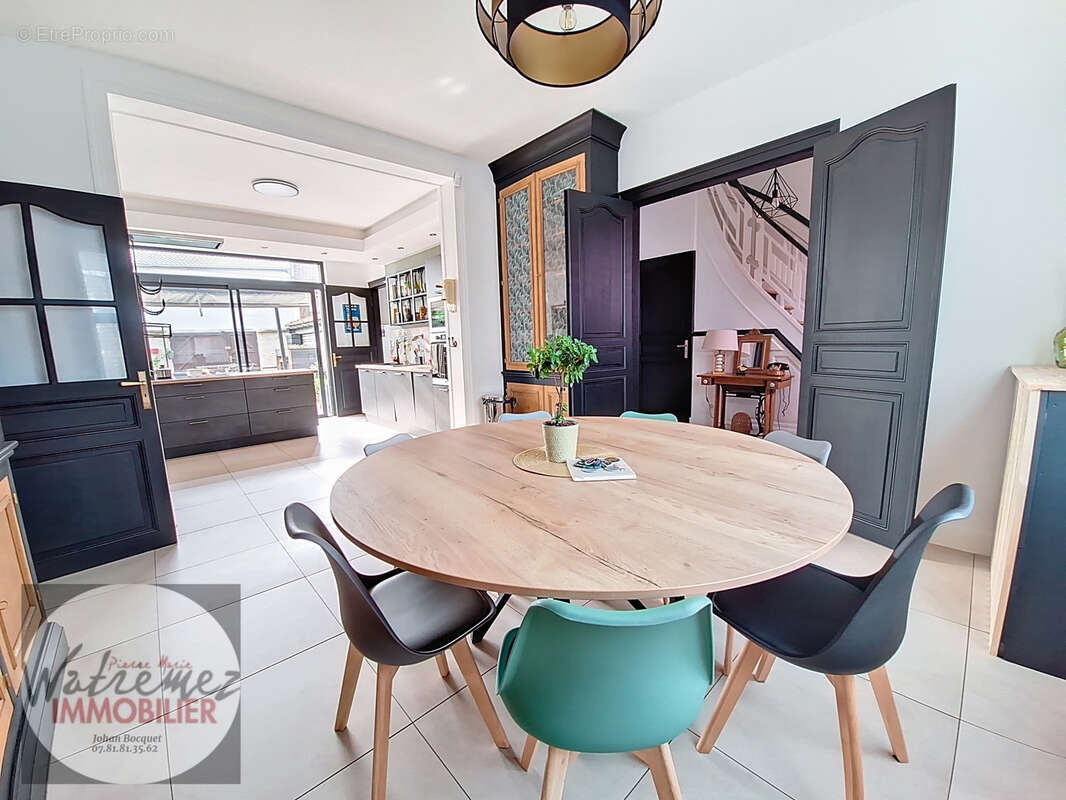 Maison à VIEUX-CONDE