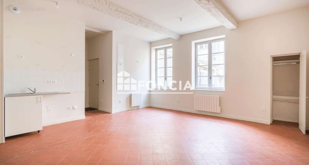 Appartement à NIMES