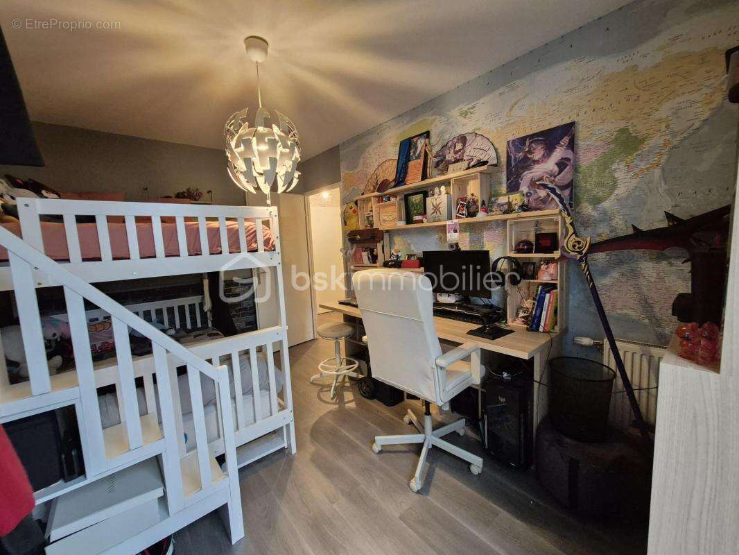 Appartement à COURCOURONNES