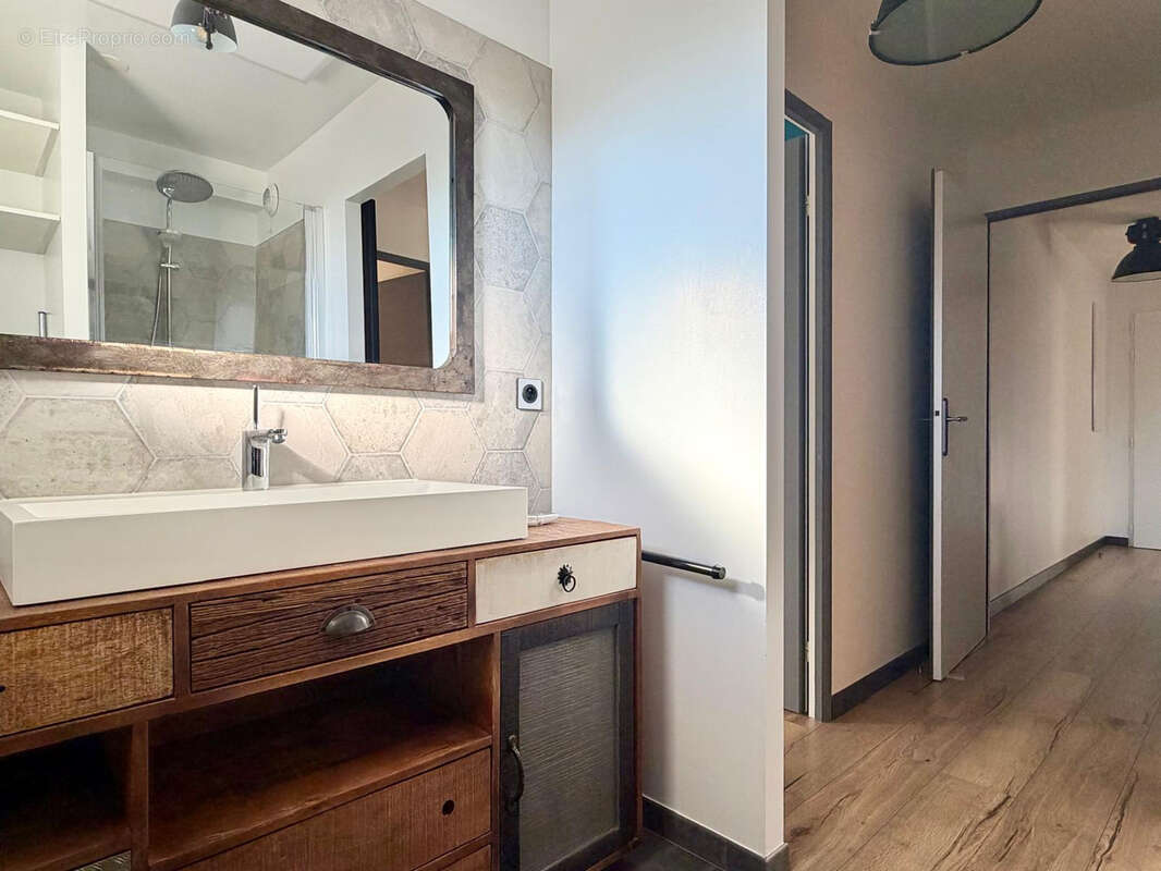 Appartement à THIAIS