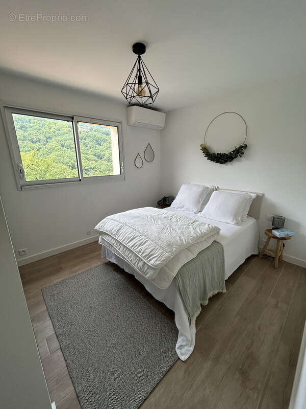 Maison à TOURRETTES-SUR-LOUP