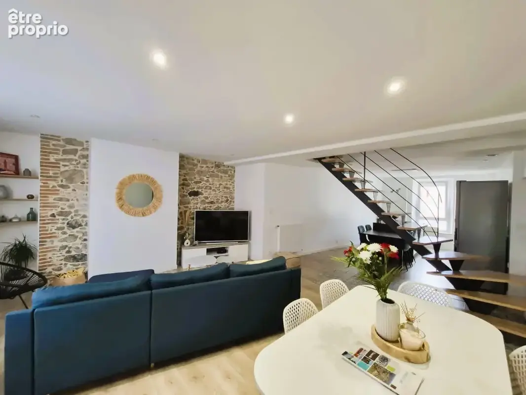 Maison de Bourg avec Garage sur la TESSOUALLE - photo 2