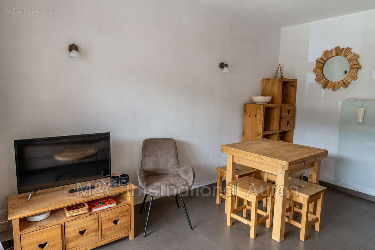 Appartement à SAINT-ETIENNE-DE-TINEE