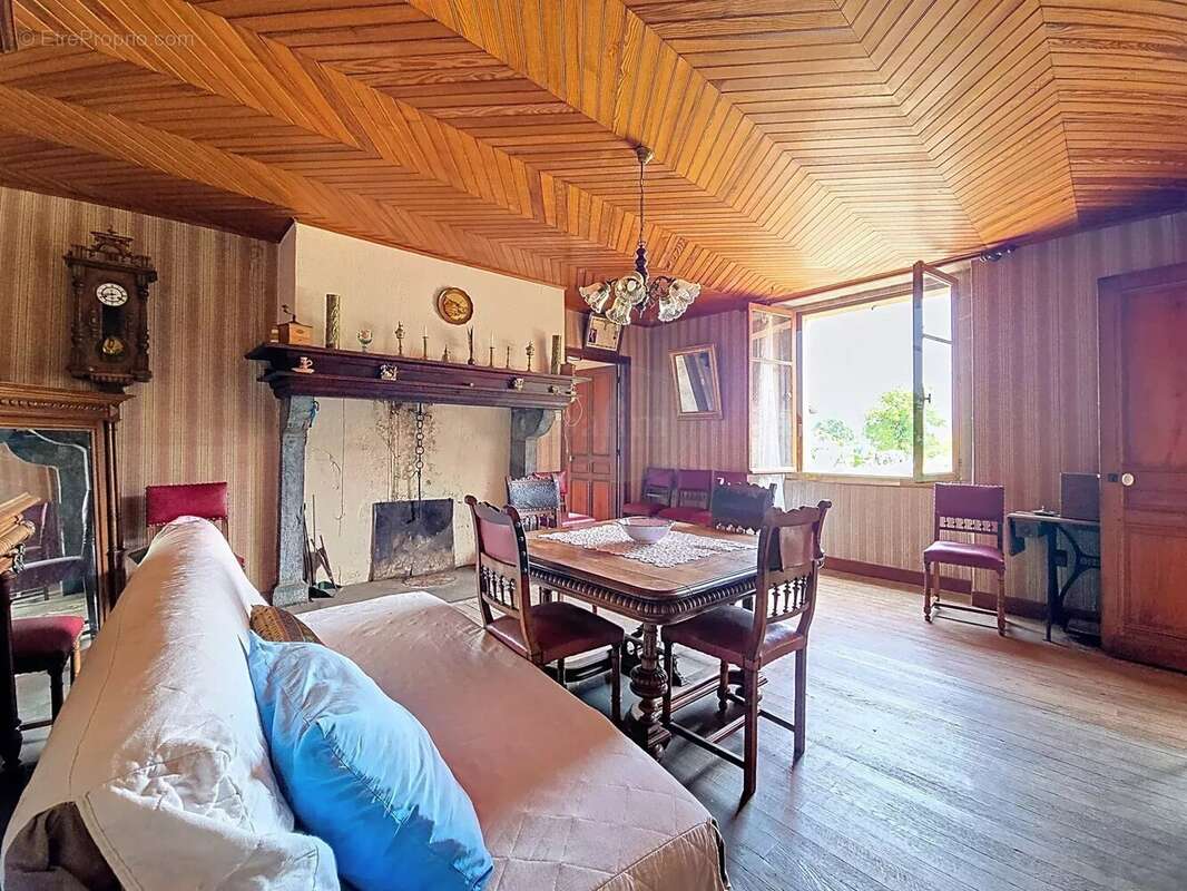 Maison à FRANQUEVIELLE