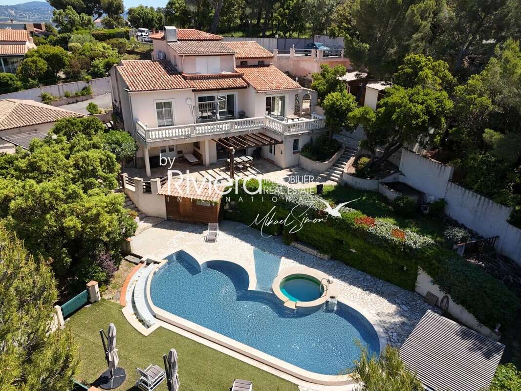 Maison à CAVALAIRE-SUR-MER