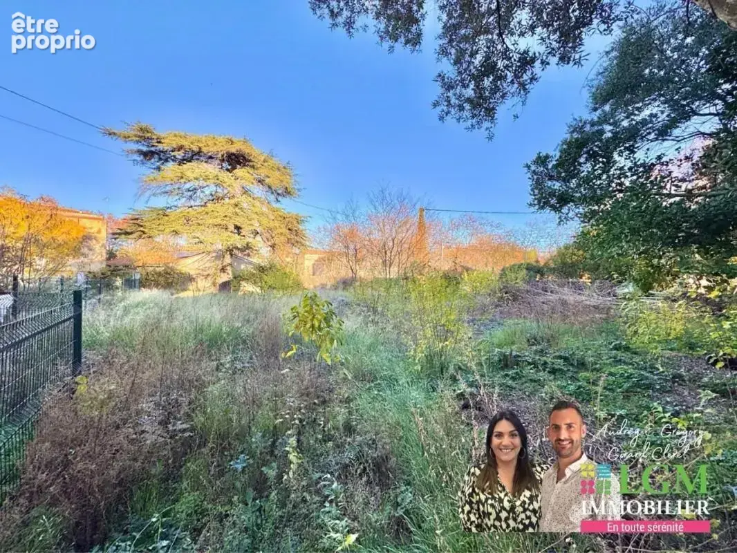 Terrain constructible de 1941 m² à Paulhan - photo 6