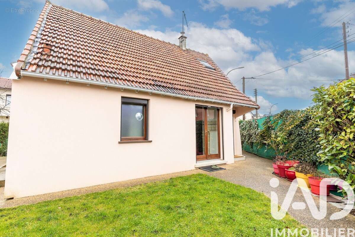 Photo 2 - Maison à SAVIGNY-SUR-ORGE