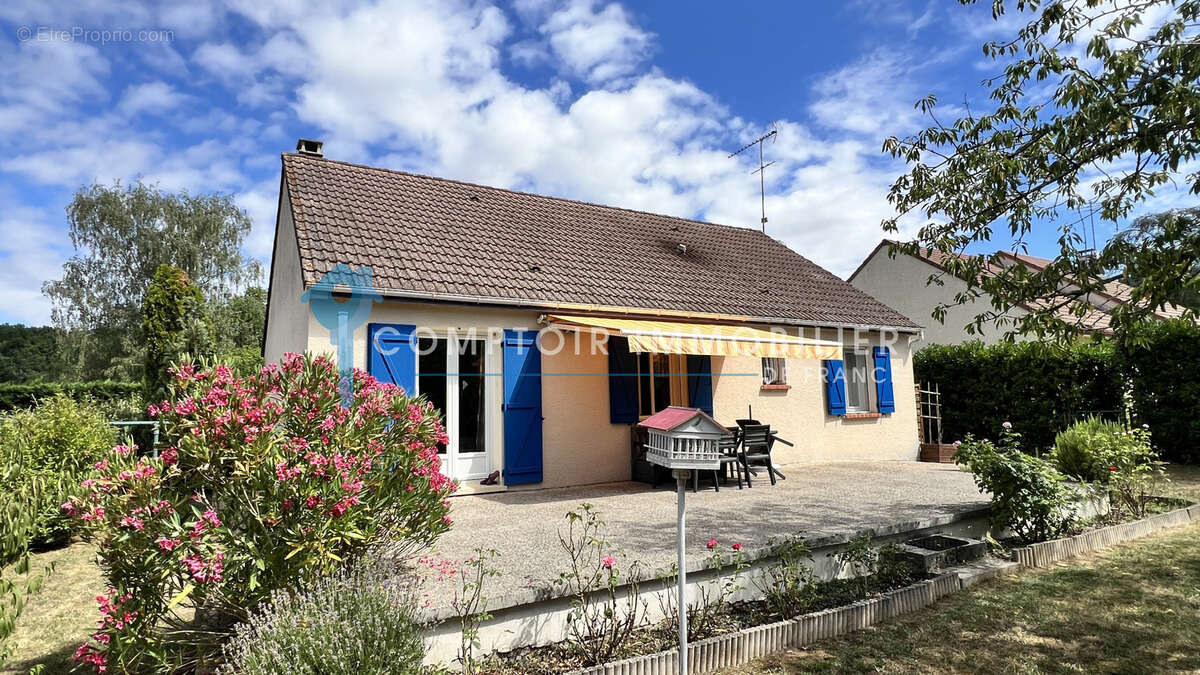 Maison à LA FERTE-ALAIS