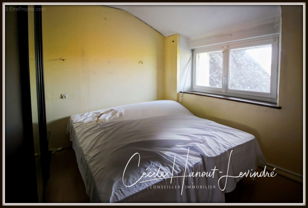 PONTORSON. Proche supermarché - Maison 95 m2 . 3 chambres. Terrain: 210 m2 - photo 8