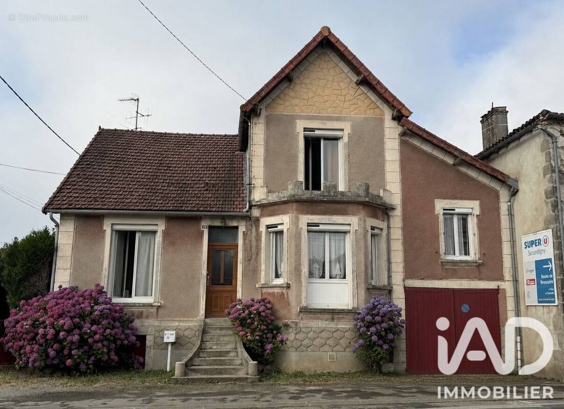Photo 1 - Maison à SECONDIGNY